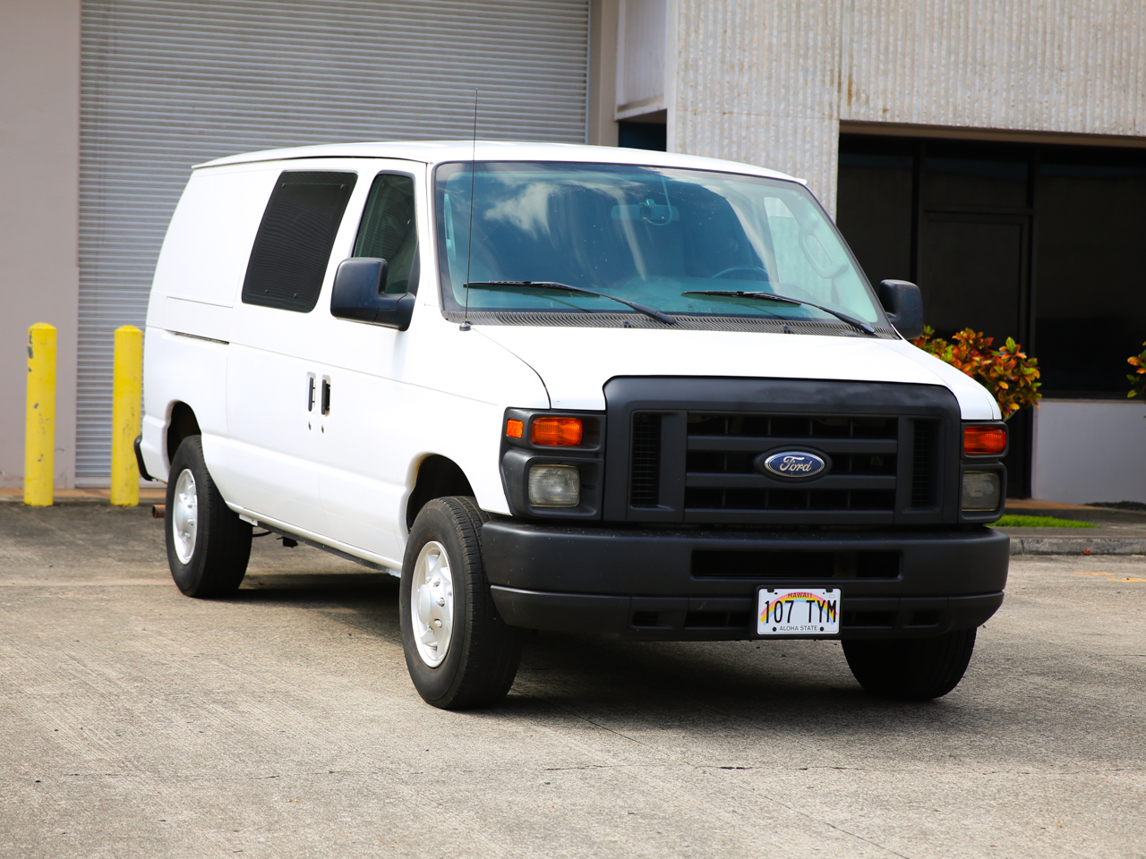2011 Ford Econoline Cargo Van E-250