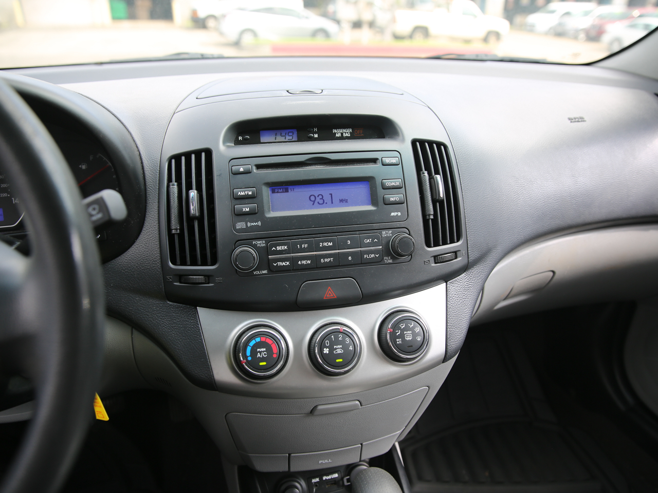 Hyundai Elantra  2010