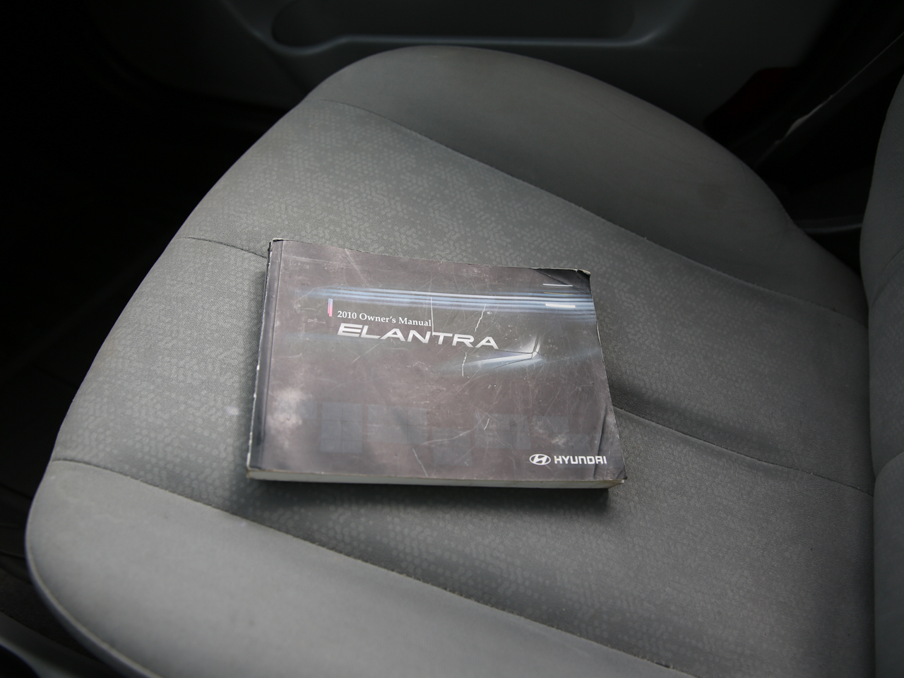 Hyundai Elantra  2010