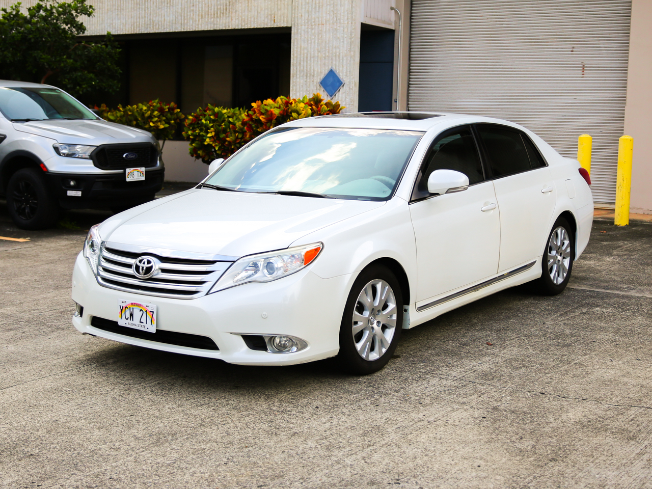 Toyota Avalon  2012