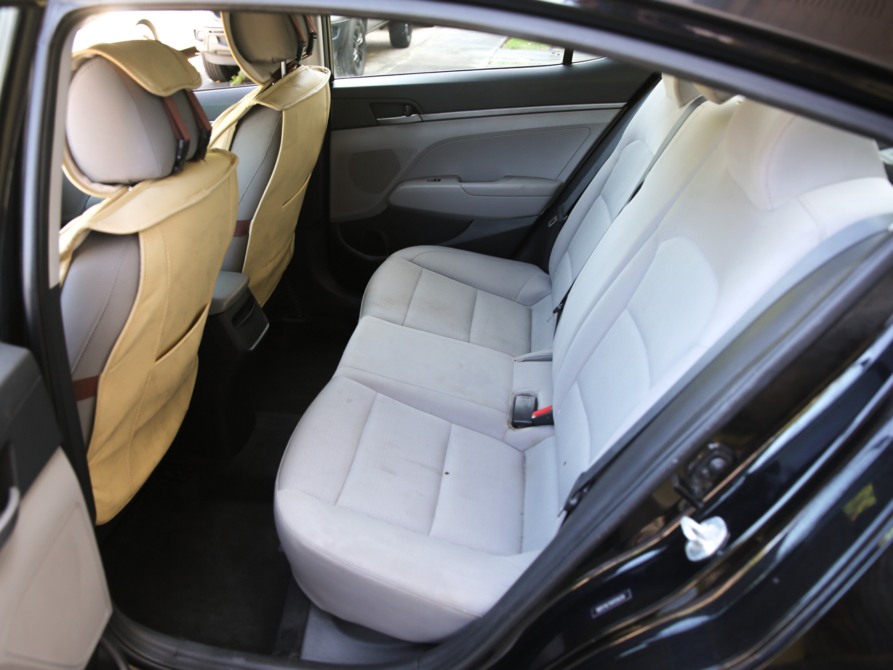 Hyundai Elantra  2017