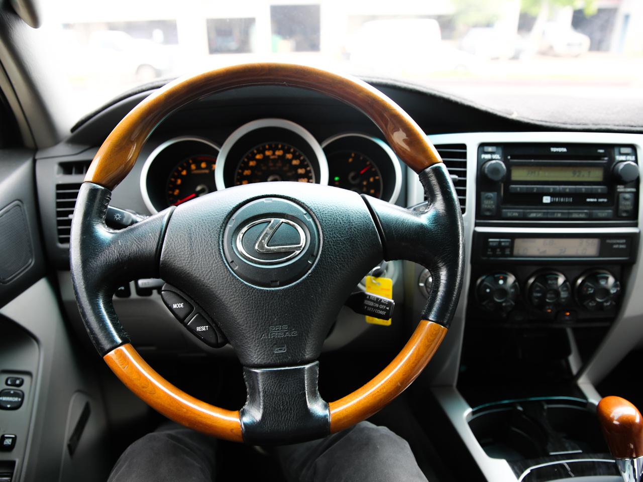 Toyota 4Runner Limited 4WD 2009