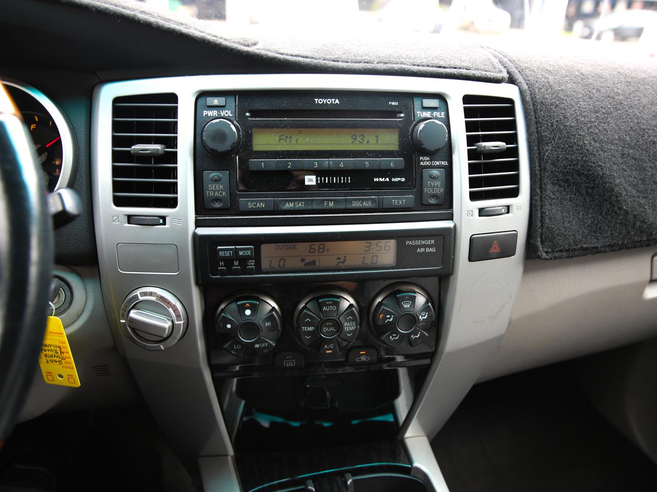 Toyota 4Runner Limited 4WD 2009