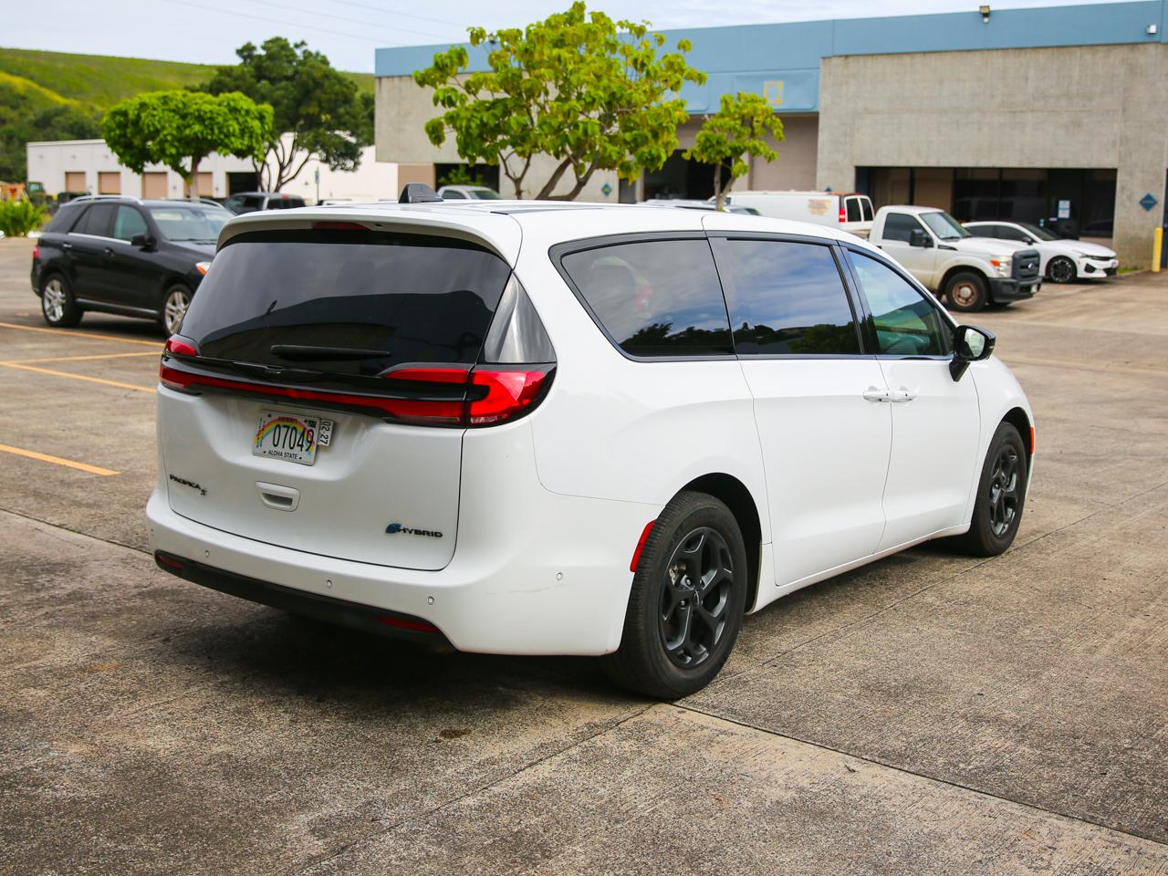 Chrysler Pacifica  2024