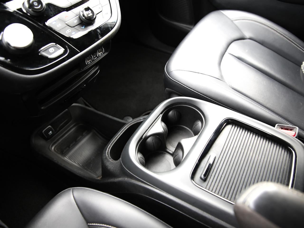 Chrysler Pacifica  2024