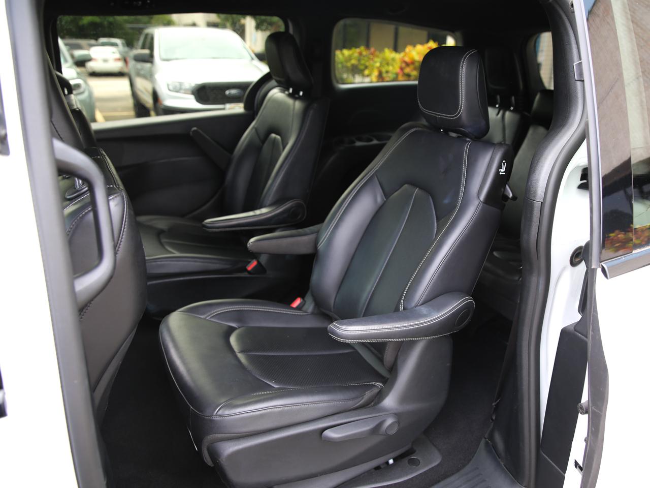 Chrysler Pacifica  2024