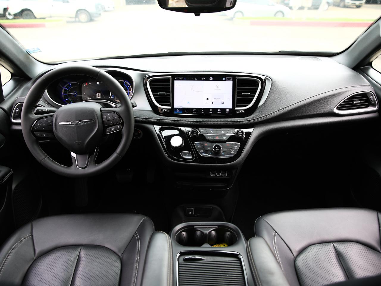 Chrysler Pacifica  2024