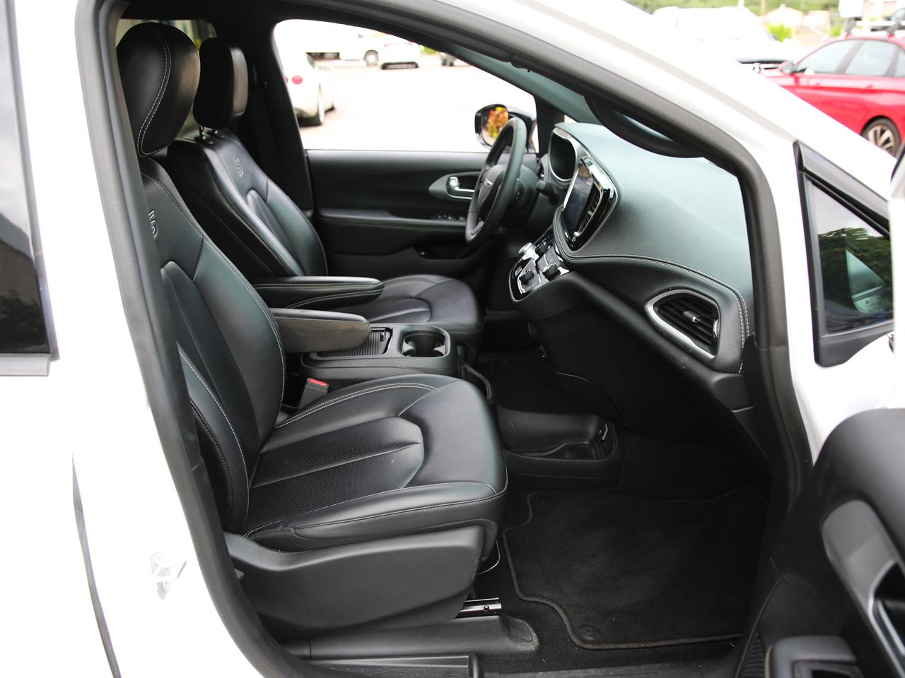 Chrysler Pacifica  2024