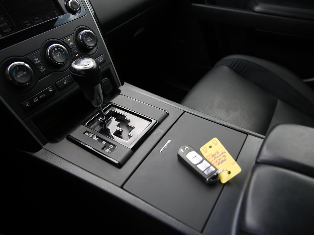 Mazda CX-9 Touring 2013