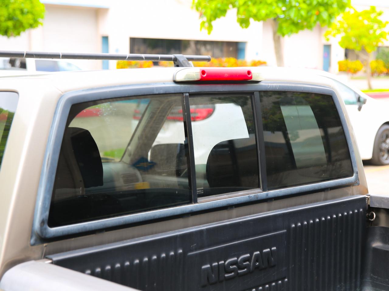 Nissan Frontier XE King Cab 2004