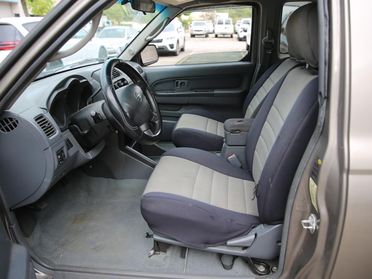 Nissan Frontier XE King Cab 2004