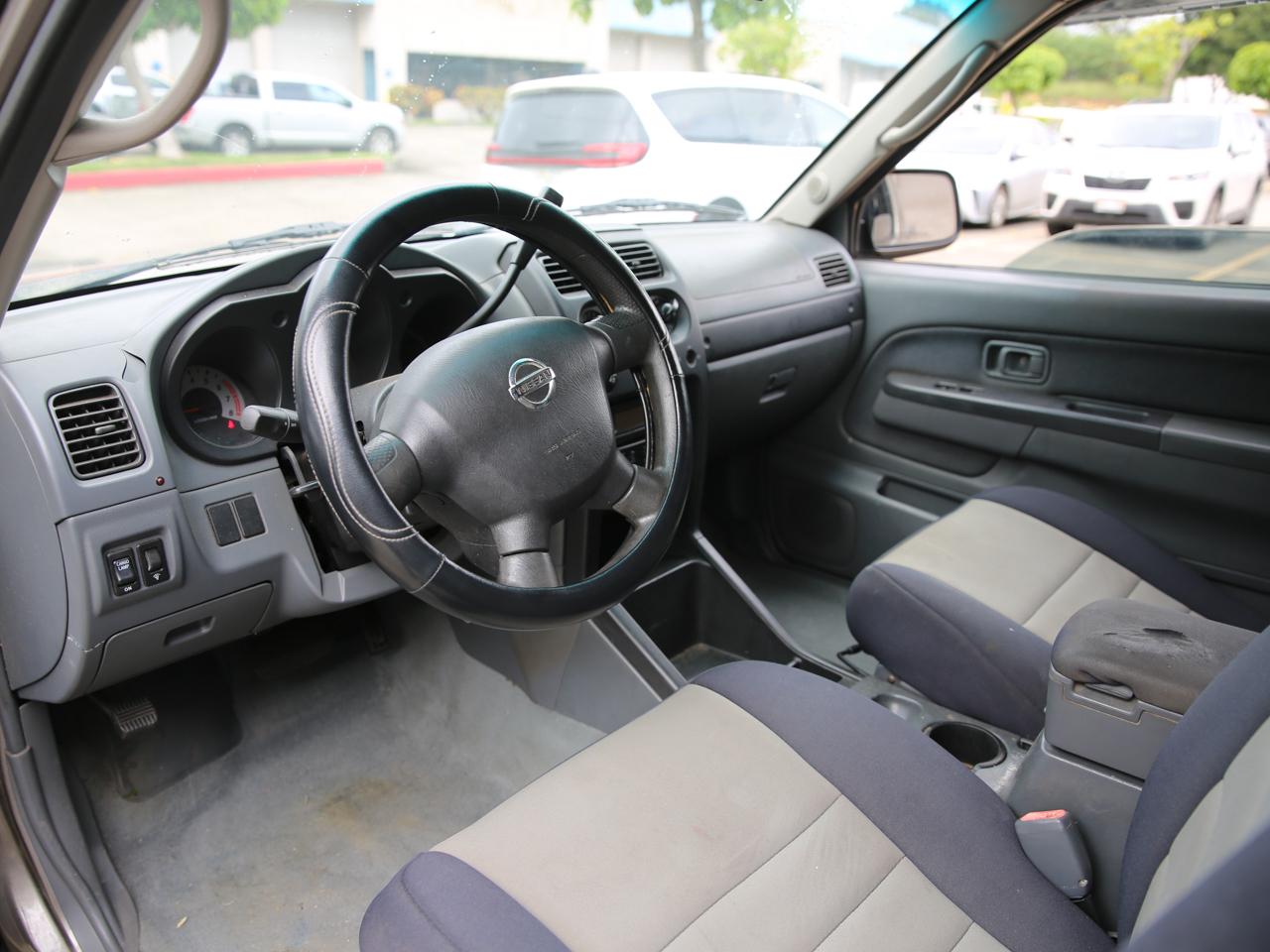 Nissan Frontier XE King Cab 2004