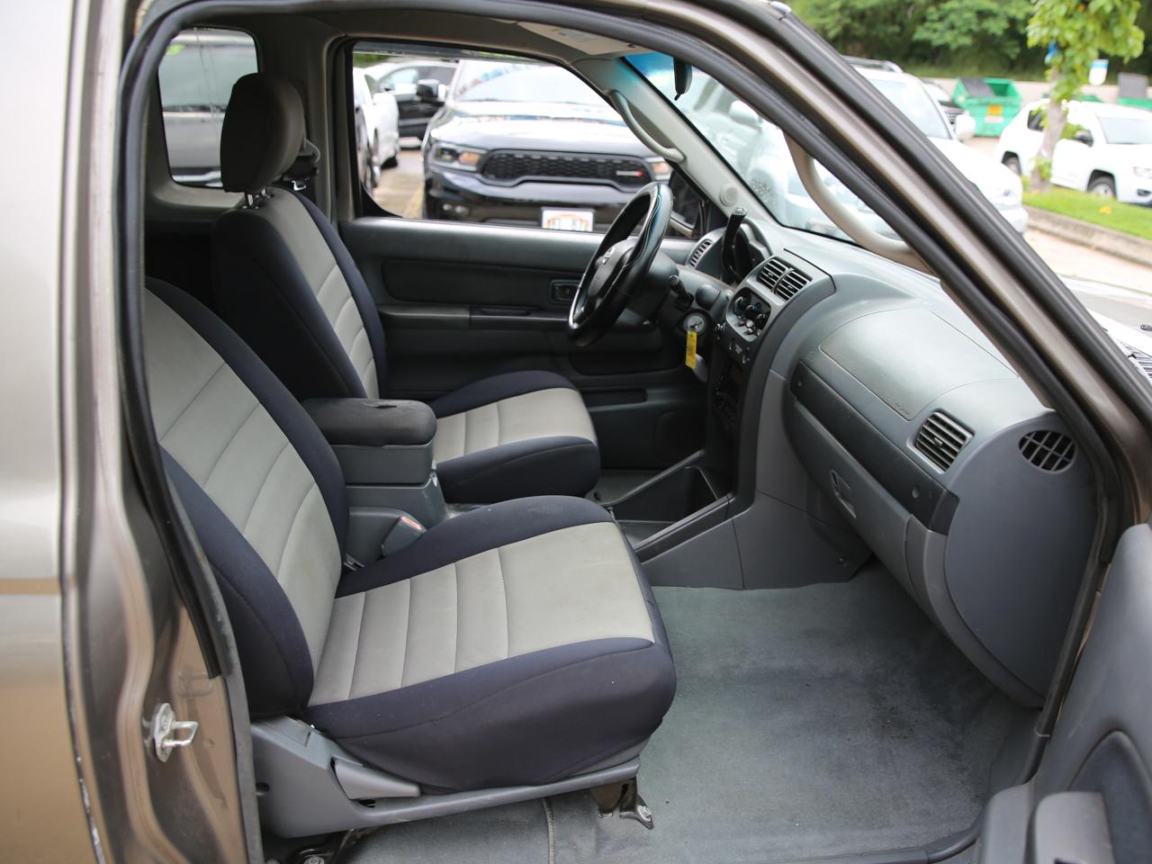 Nissan Frontier XE King Cab 2004