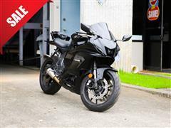 2025 Yamaha R7 