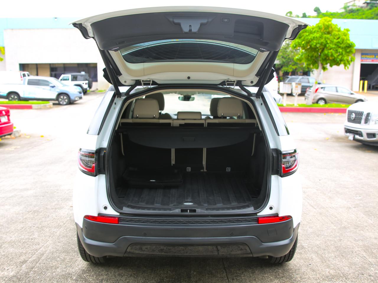 Land Rover Discovery Sport  2020