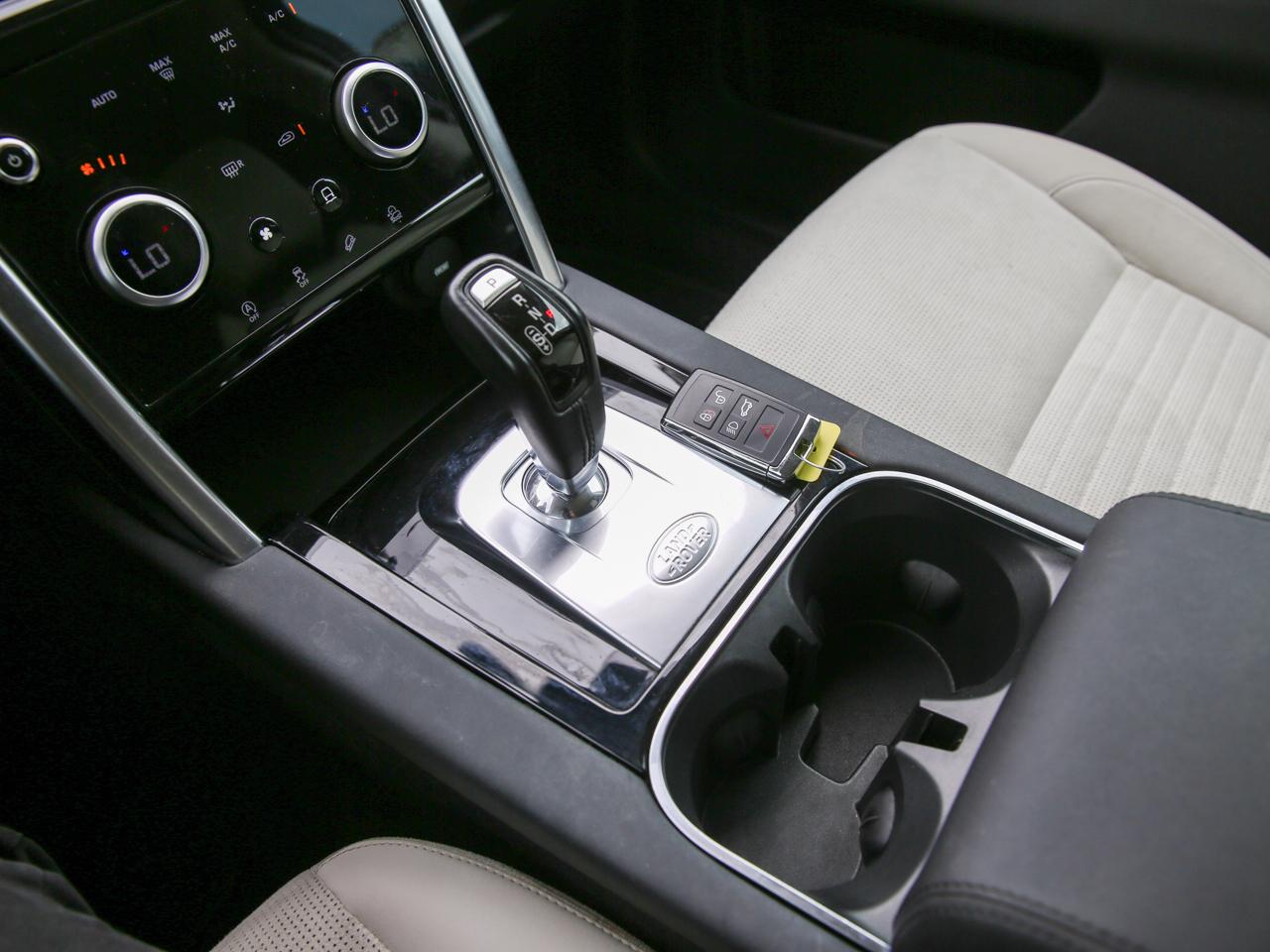 Land Rover Discovery Sport  2020