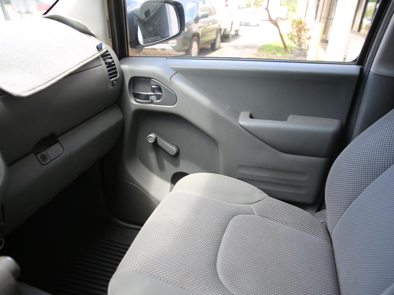 Nissan Frontier  2017