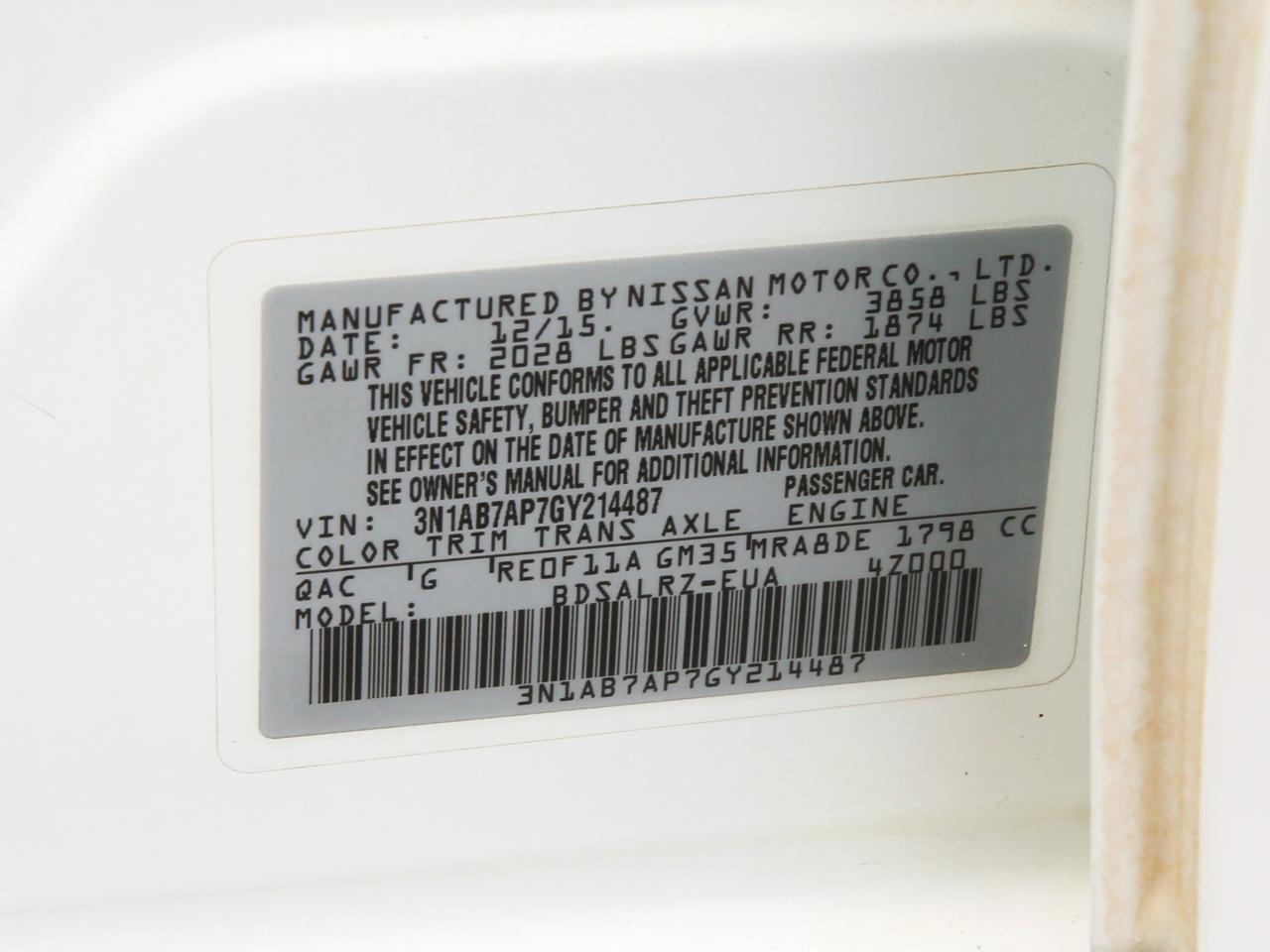 Nissan Sentra SR Sedan 2016