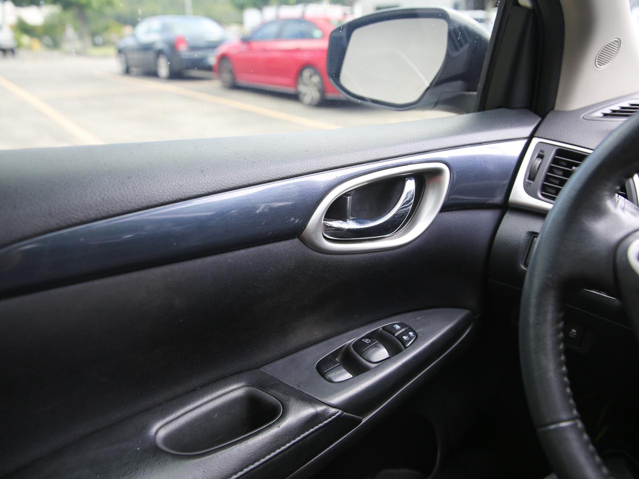 Nissan Sentra SR Sedan 2016