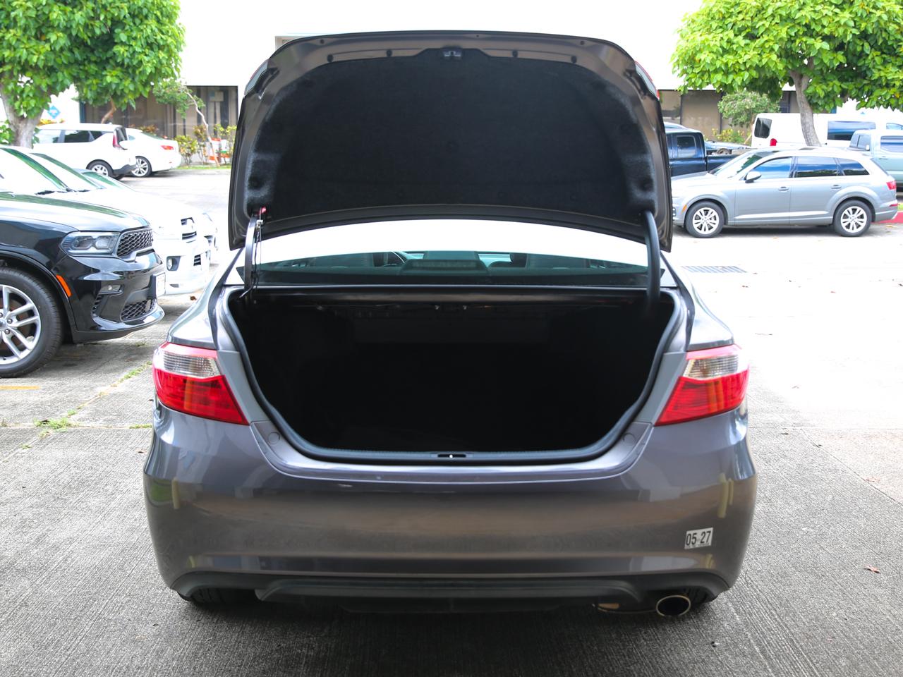 Toyota Camry  2016