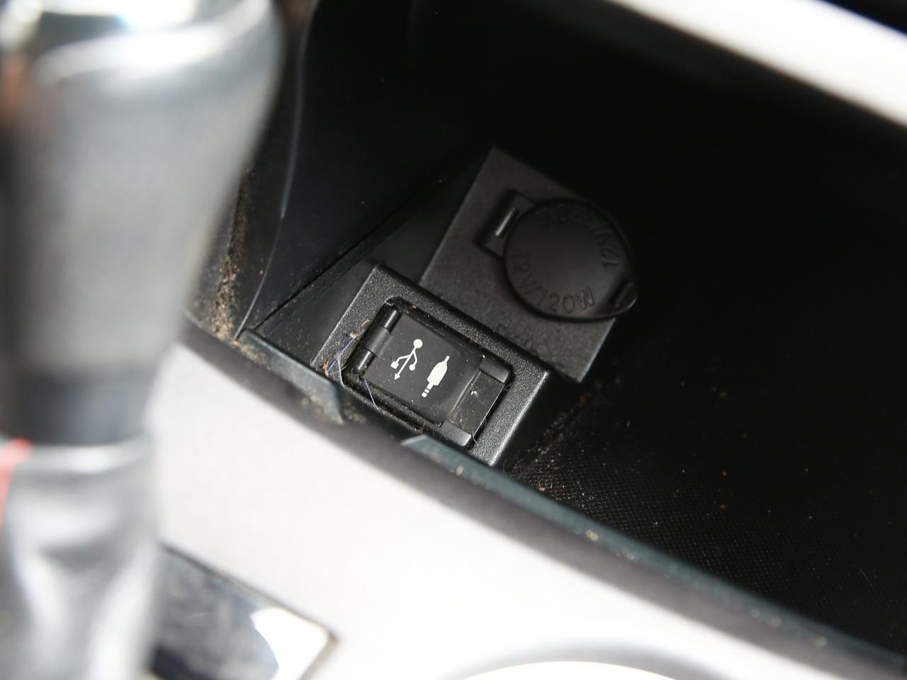 Toyota Camry  2016