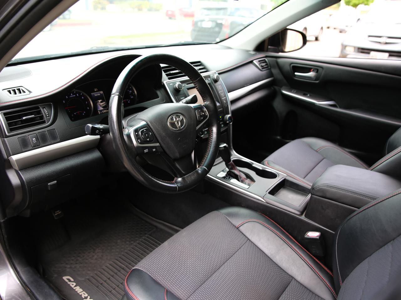 Toyota Camry  2016