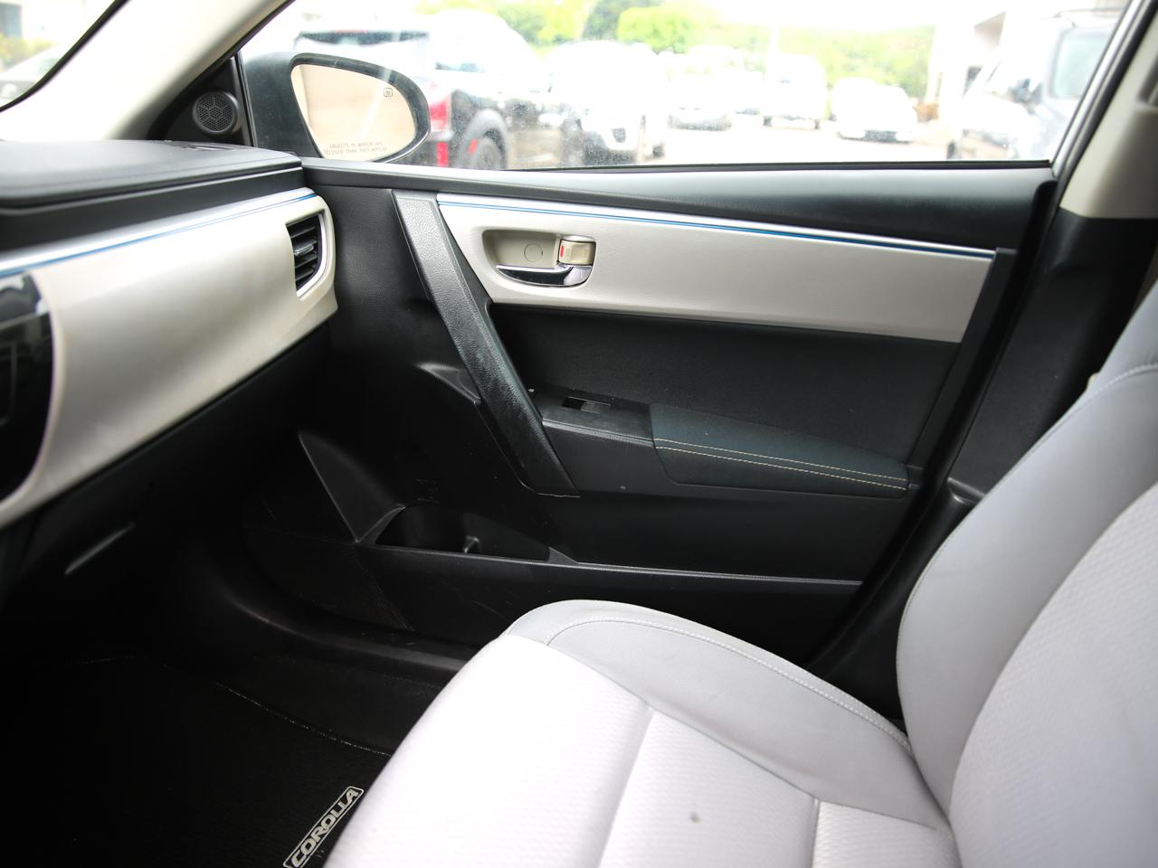 Toyota Corolla  2014