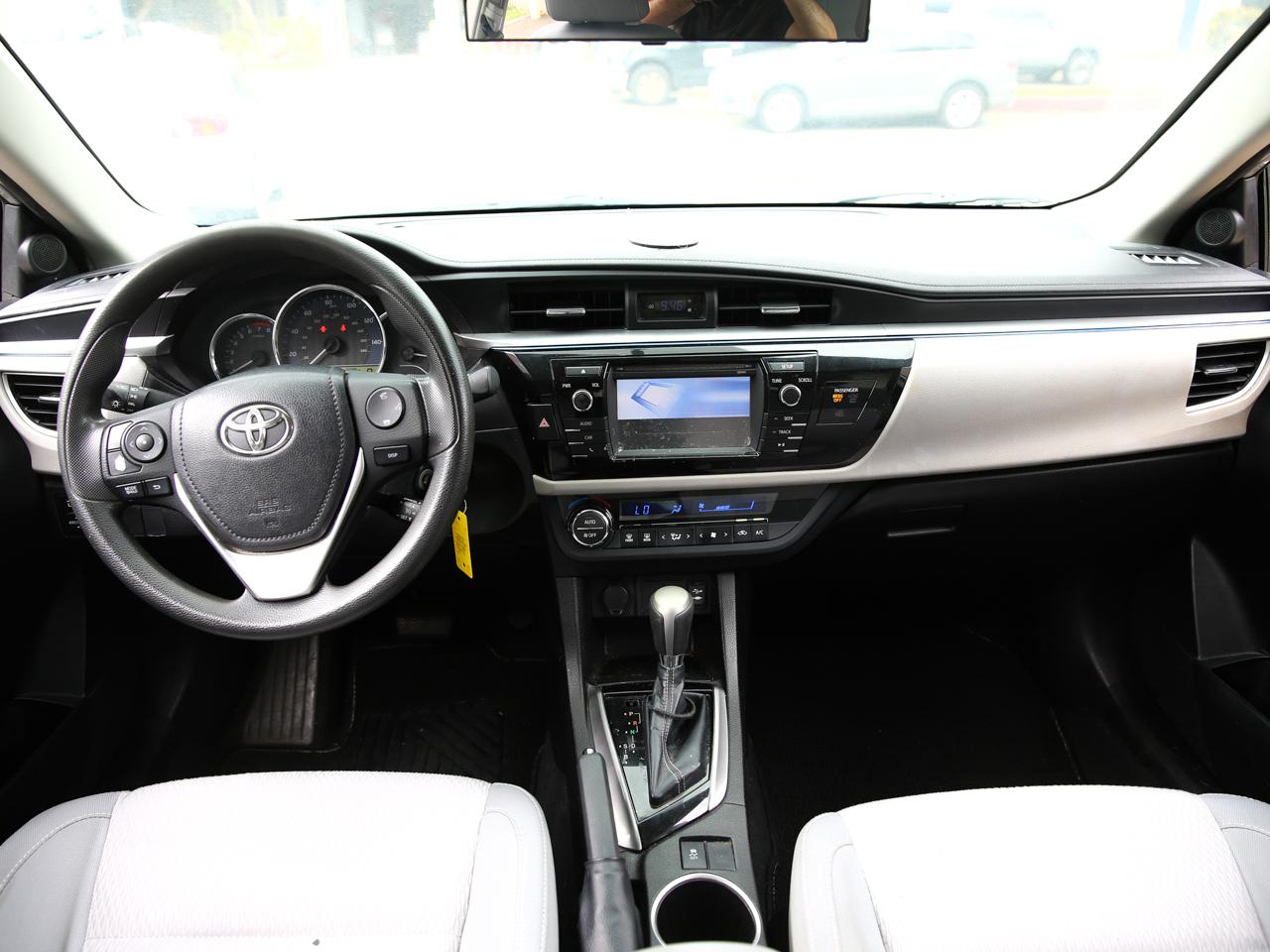 Toyota Corolla  2014