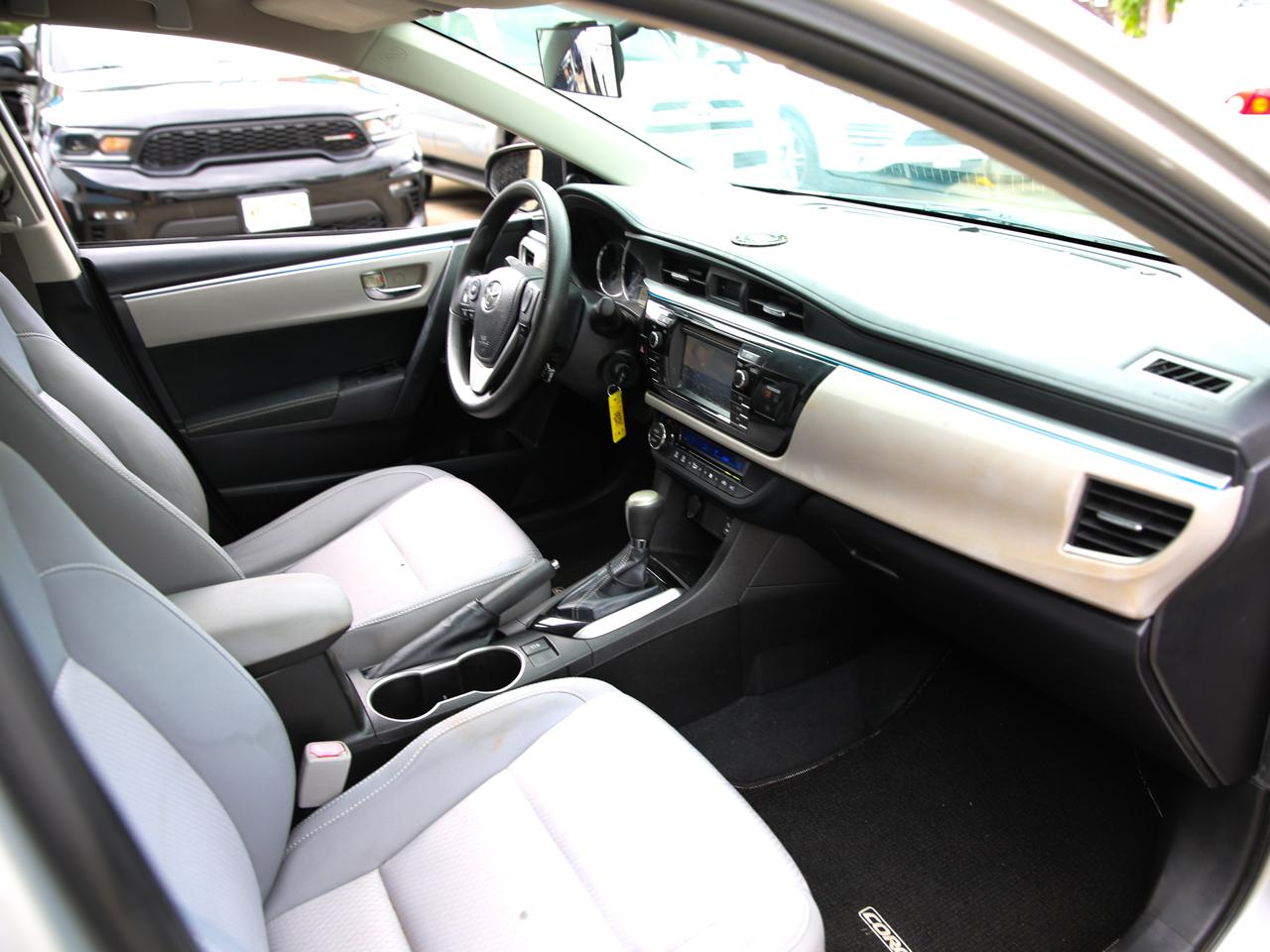 Toyota Corolla  2014