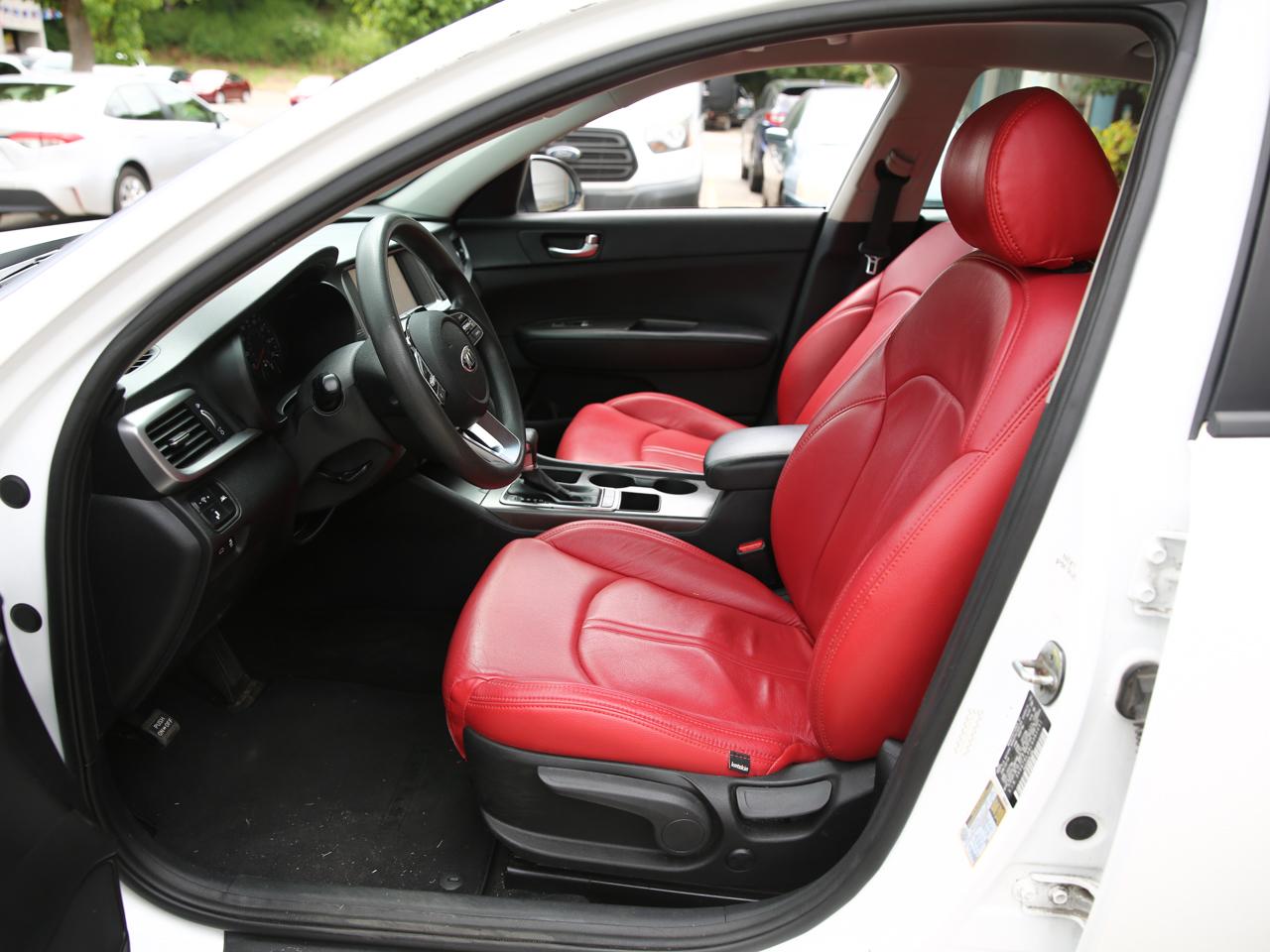 Kia Optima  2020