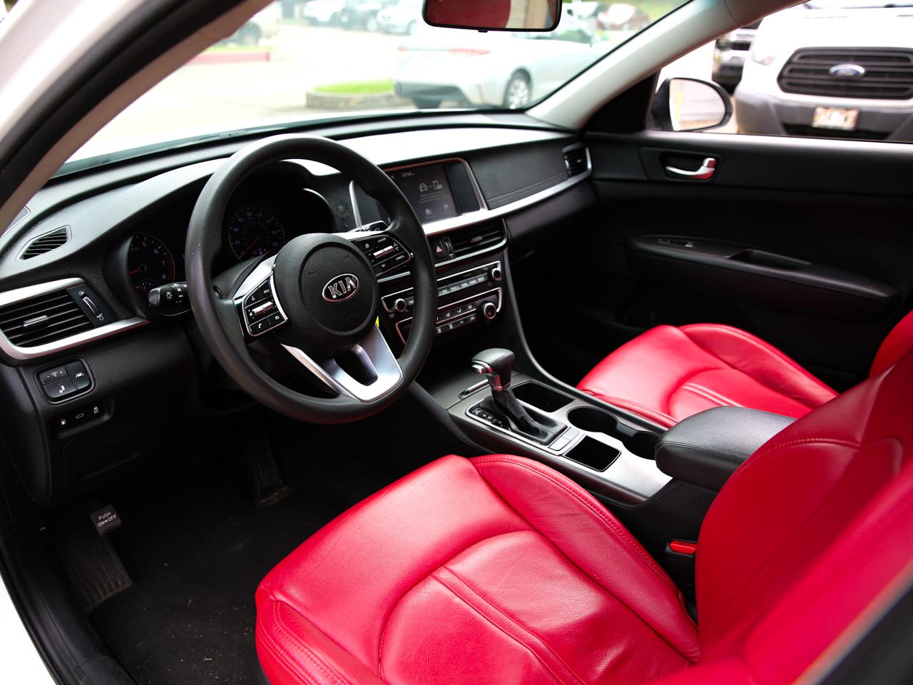 Kia Optima  2020