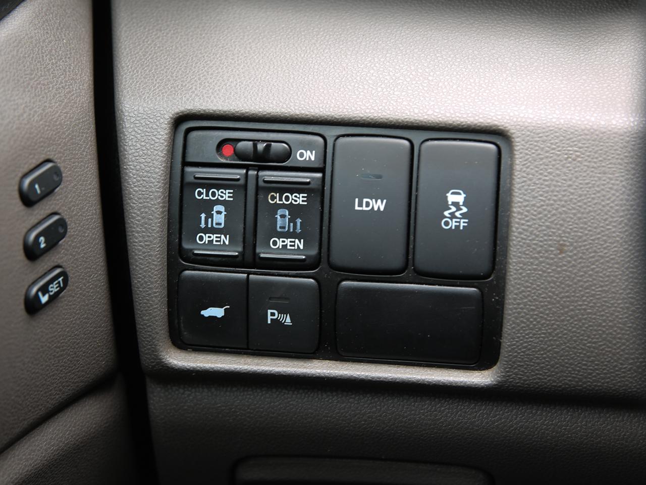 Honda Odyssey Touring Elite 2014