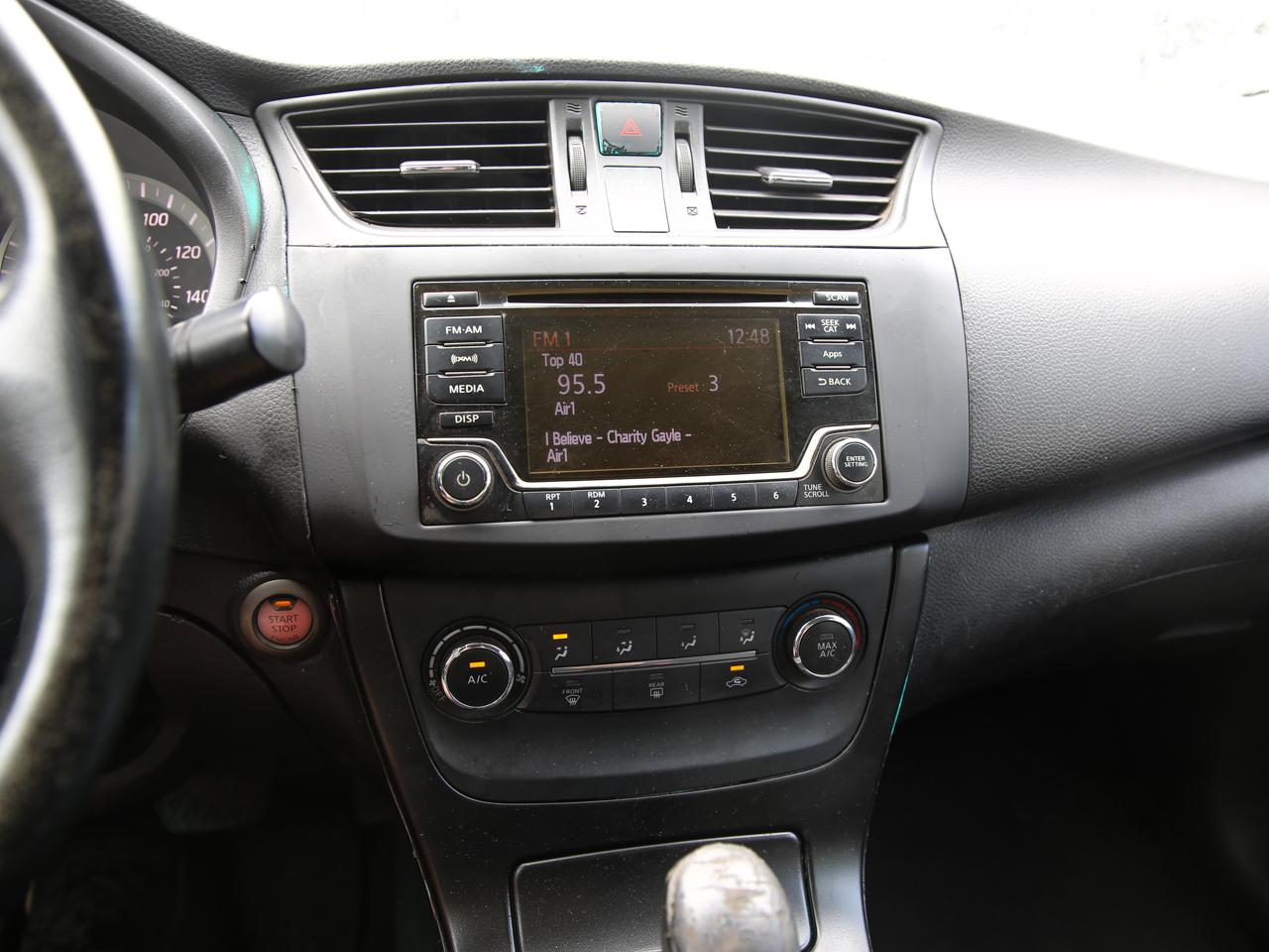Nissan Sentra SV Sedan 2015
