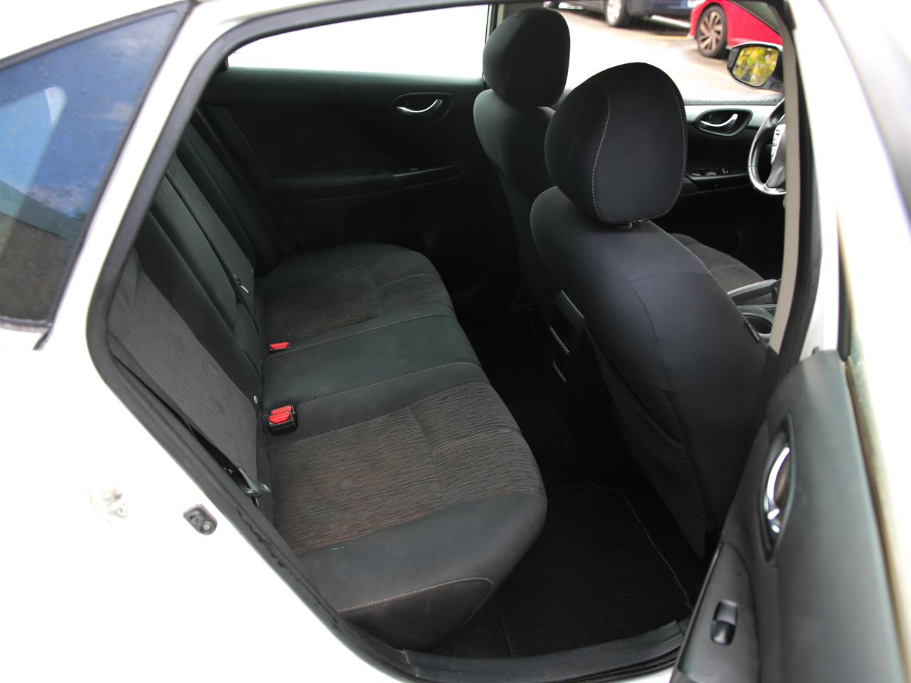 Nissan Sentra SV Sedan 2015