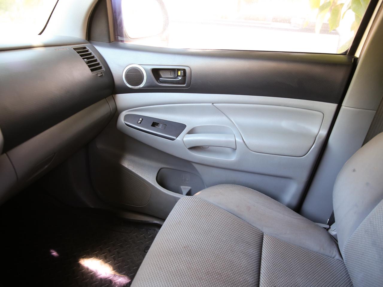 Toyota Tacoma  2012