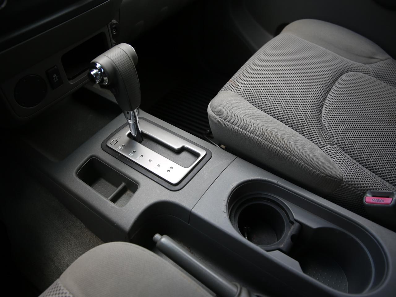Nissan Frontier  2012