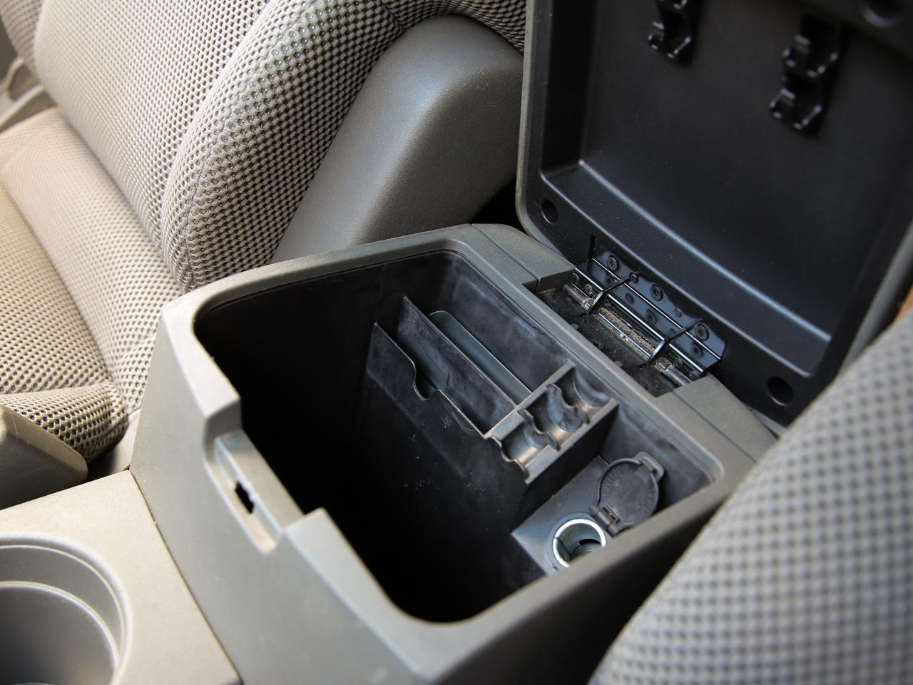 Nissan Frontier  2012