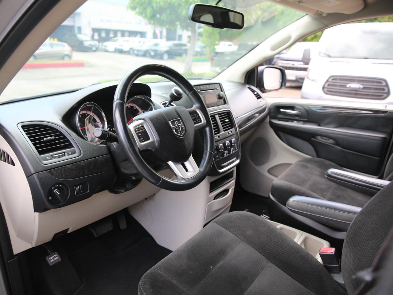 Dodge Grand Caravan  2016