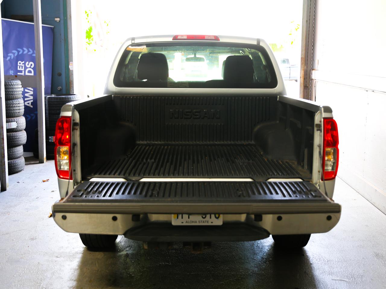 Nissan Frontier  2012