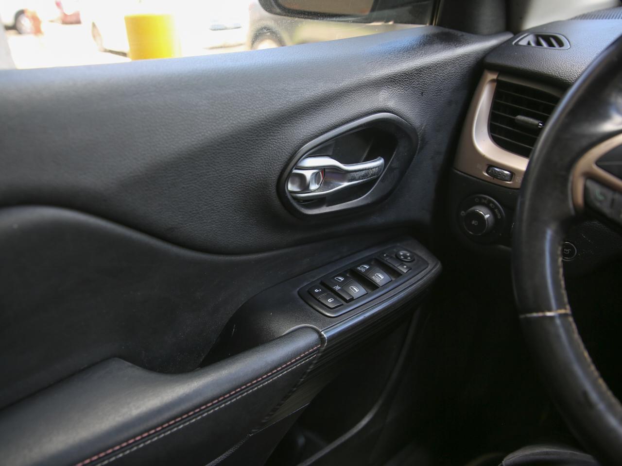 Jeep Cherokee  2016