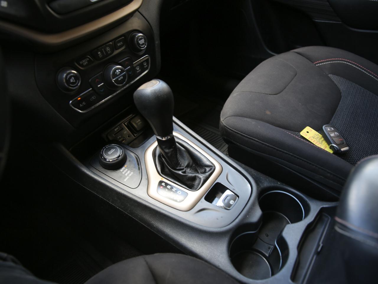 Jeep Cherokee  2016