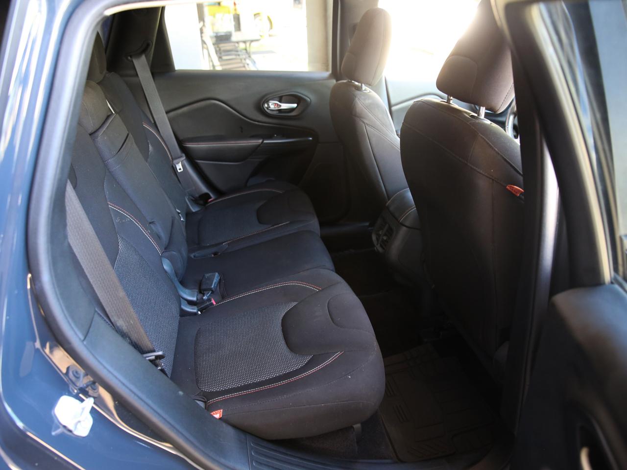 Jeep Cherokee  2016