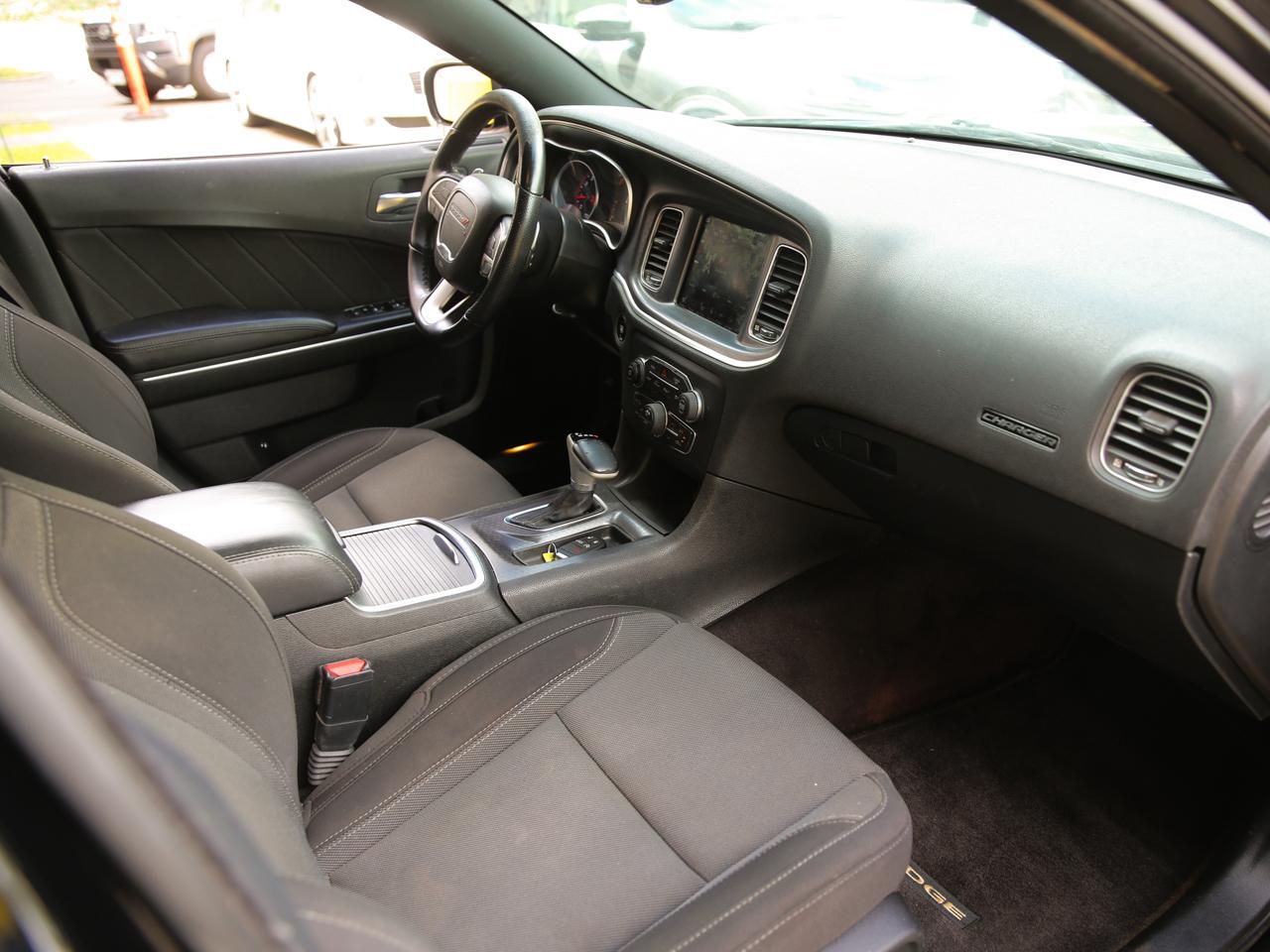 Dodge Charger SXT Plus 2018