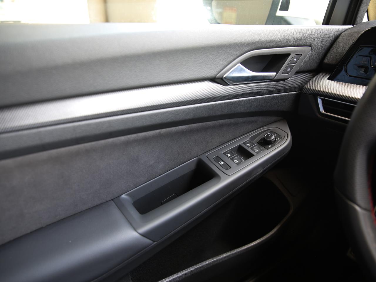 Volkswagen Golf GTI  2025