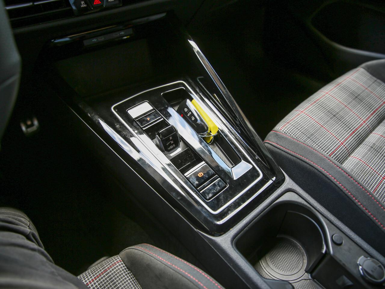 Volkswagen Golf GTI  2025