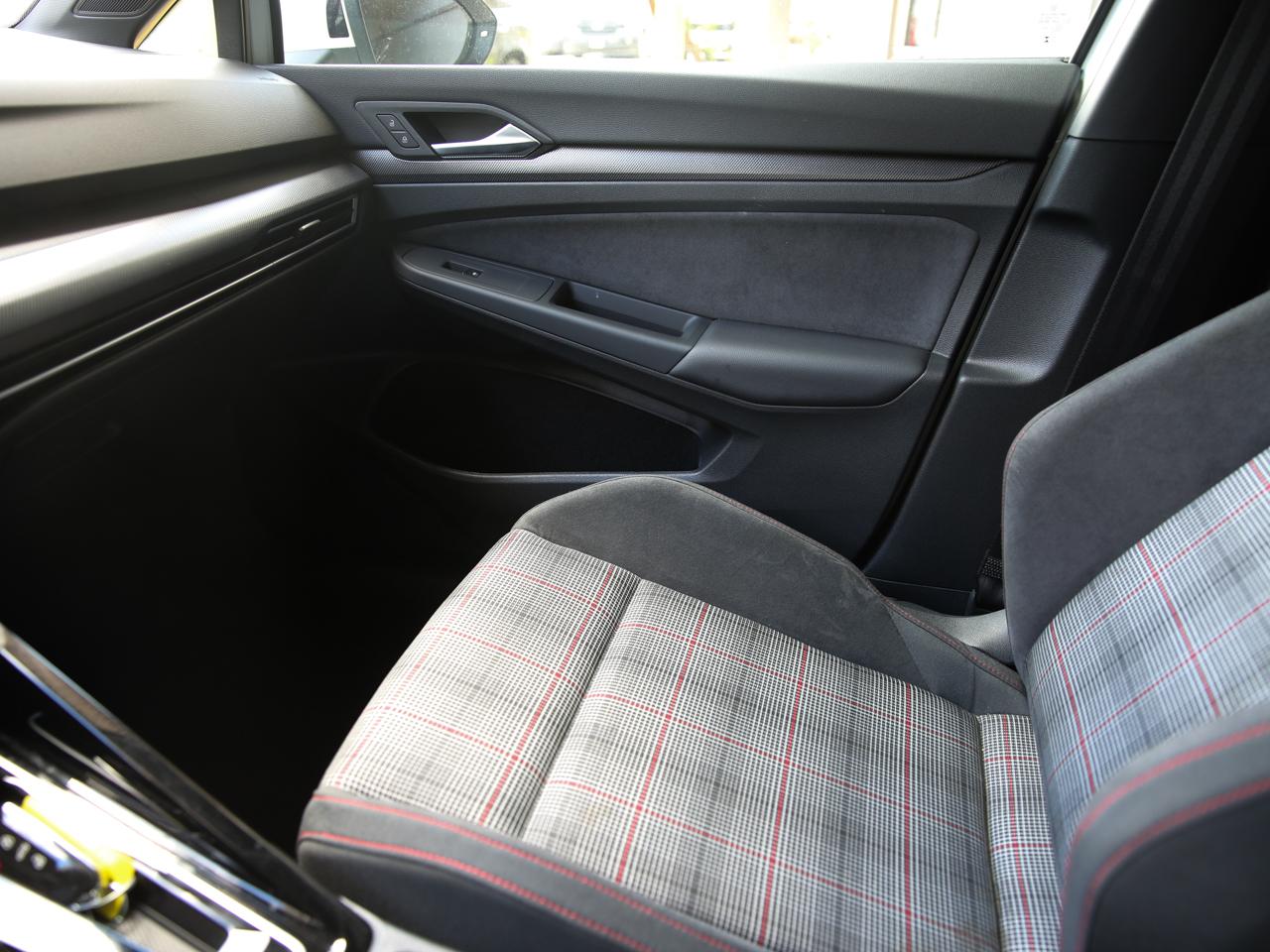Volkswagen Golf GTI  2025