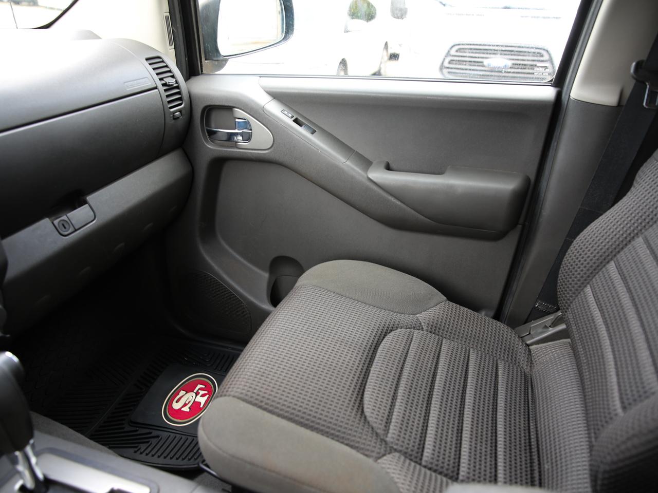 Nissan Frontier Nismo Crew Cab 4WD 2008