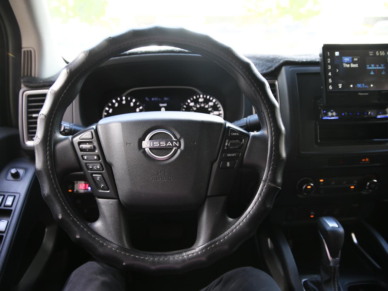 Nissan Frontier  2022