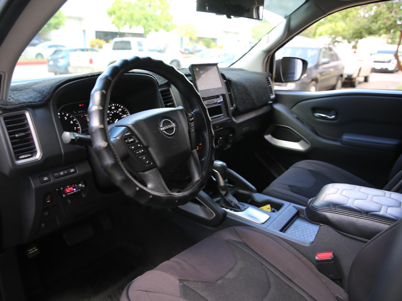Nissan Frontier  2022