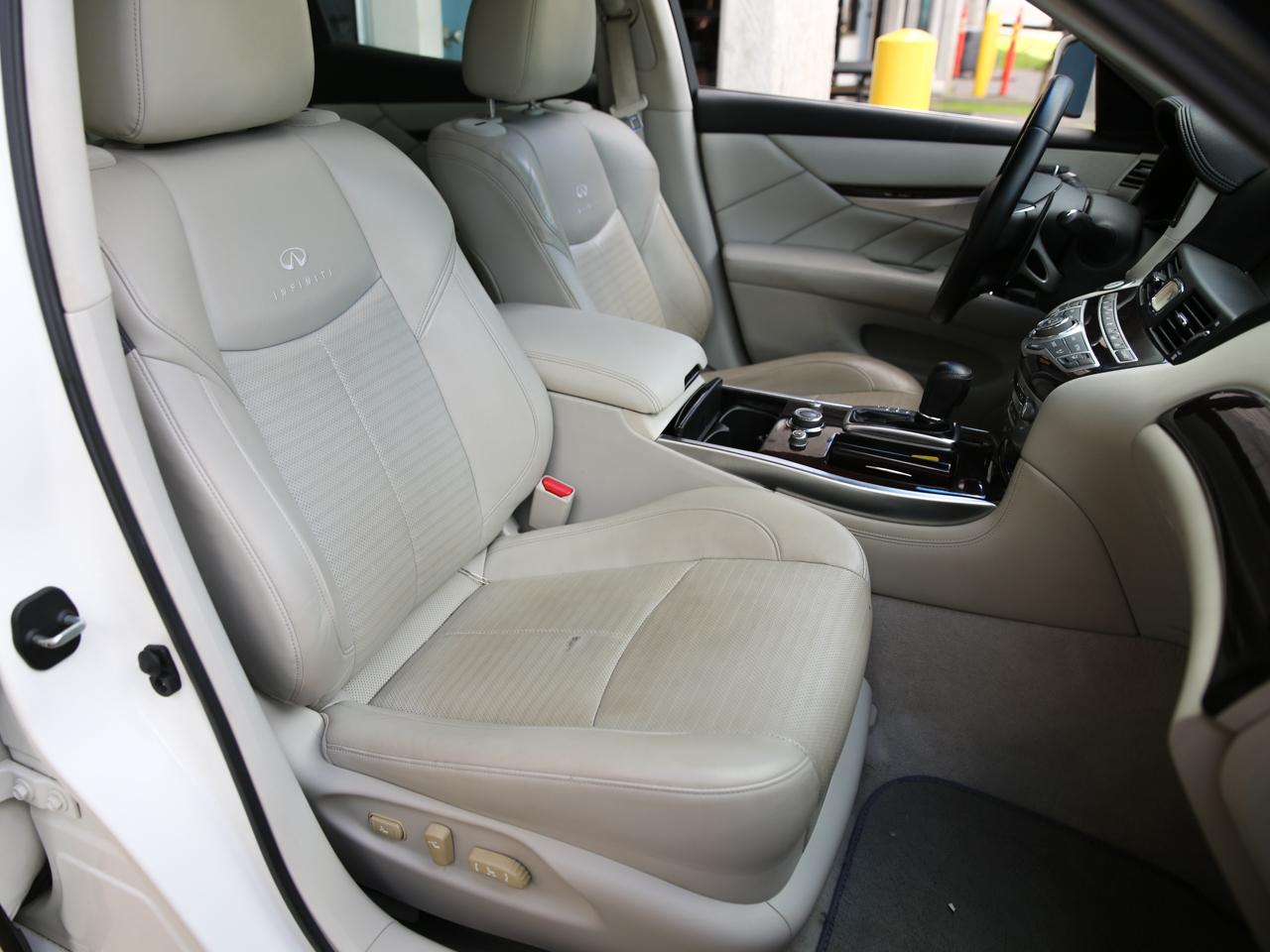 Infiniti M56  2011